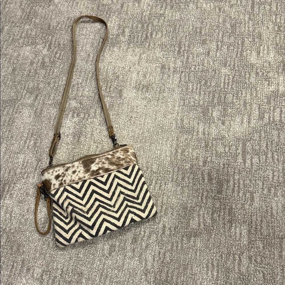 Myra Cross Body Chevron Pattern Crossbody Bag with Brown Leather Strap
